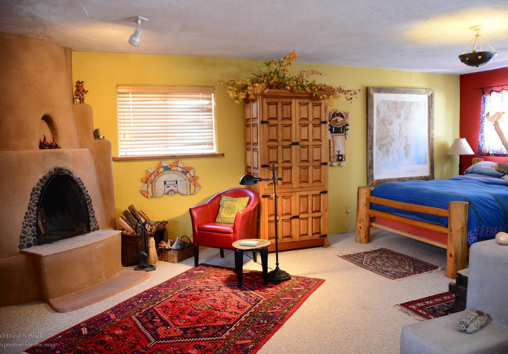 Casa Gallina - An Artisan Inn Таос Стая снимка
